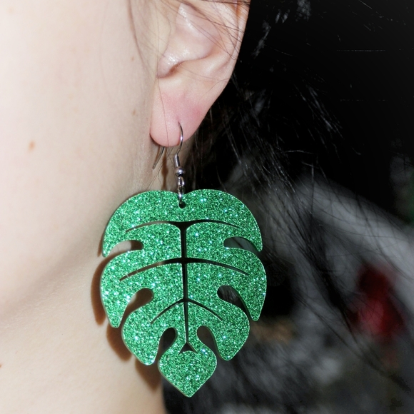 Large green glitter tropical Monstera Leaf Earrings - Picture 2 of 8